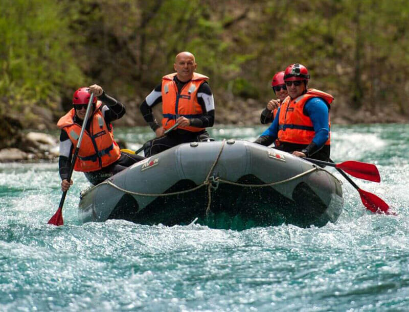 Half-day rafting on the Tara